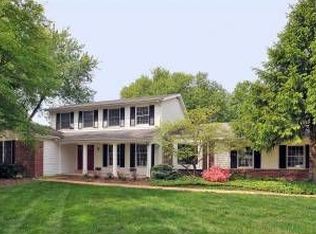 1933 Crampton Ct, Chesterfield, MO 63017