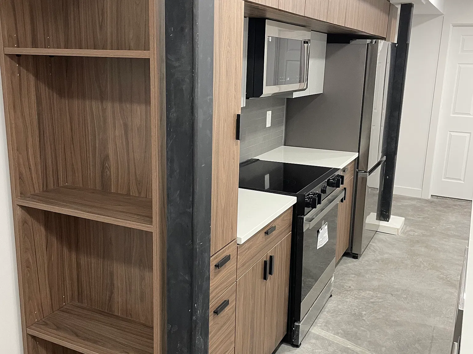 1 bed, 600 sqft, $1,300 — Photo 3