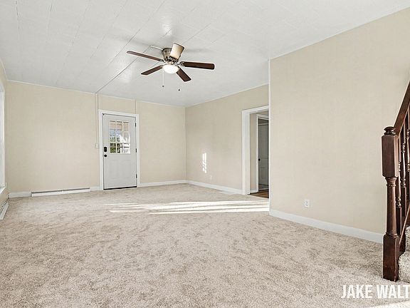 2nd image of 610 S Park St