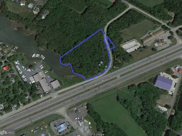 601 Winchester Creek Rd, Grasonville, MD 21638