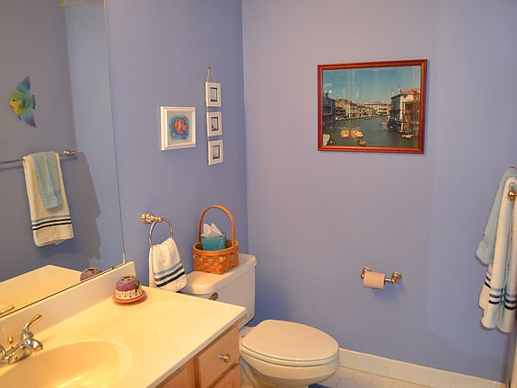 Guest Bath with glass slider