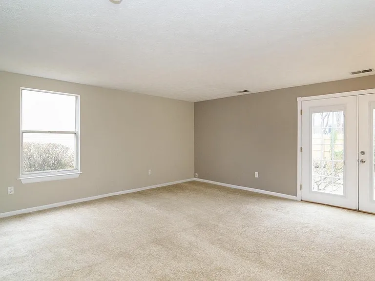 9542 Quarry Bridge Ct — Photo 2