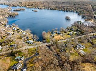 16 Town Woods Rd, Old Lyme, CT 06371