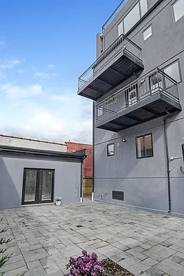 Sold by Corcoran | media 6
