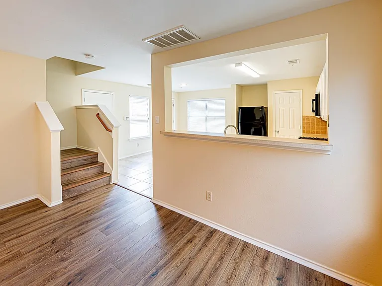 3603 Avalon Castle Dr — Photo 16