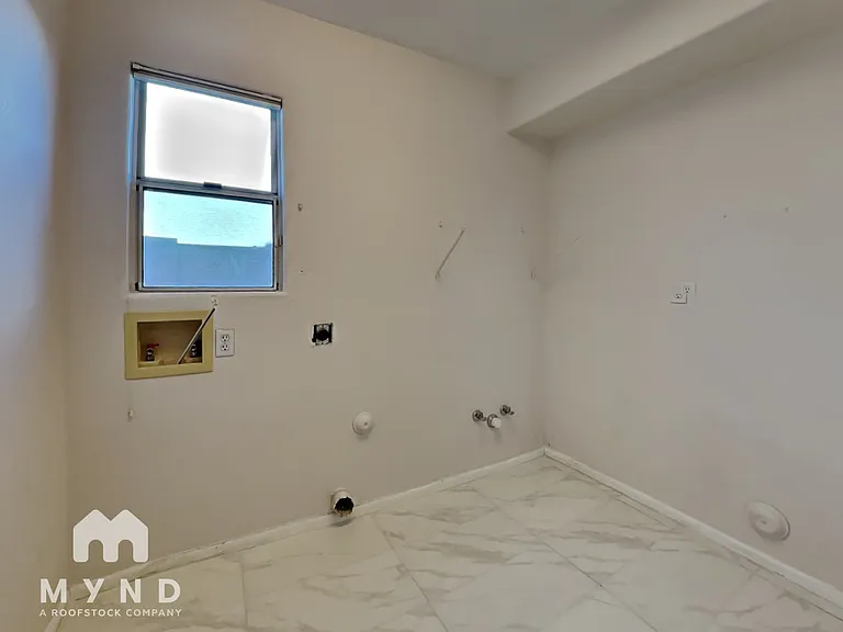 5623 E Grandview Rd — Photo 33