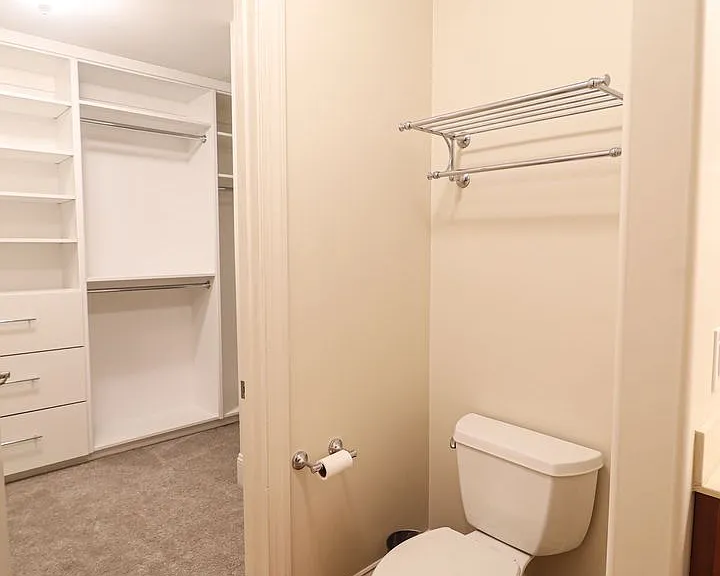 4625 Piedmont Row #402 — Photo 12