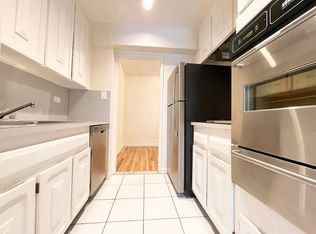 245-20 Grand Central Pkwy #3F, Bellerose, NY 11426