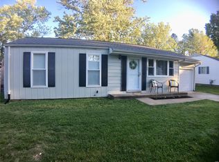 330 Imperial Ln, Fenton, MO 63026