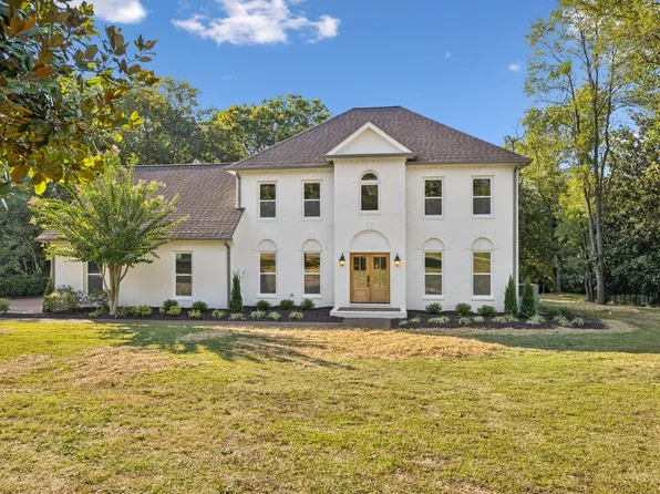 1010 Vista Cir, Franklin, TN 37067