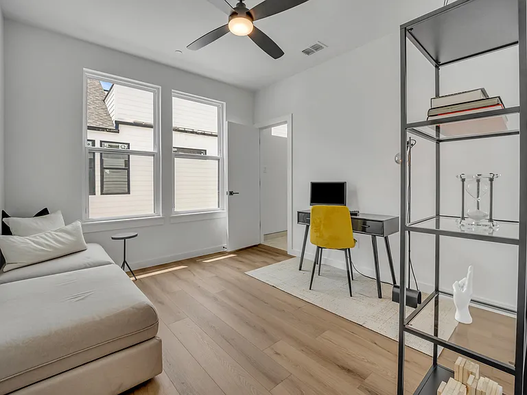 3612 San Jacinto St #101 — Photo 35