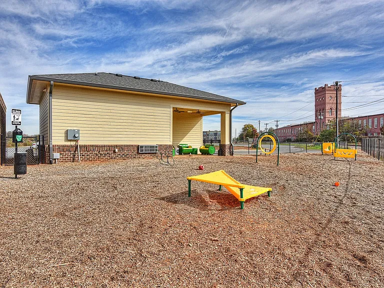 Yards at NoDa — Photo 21