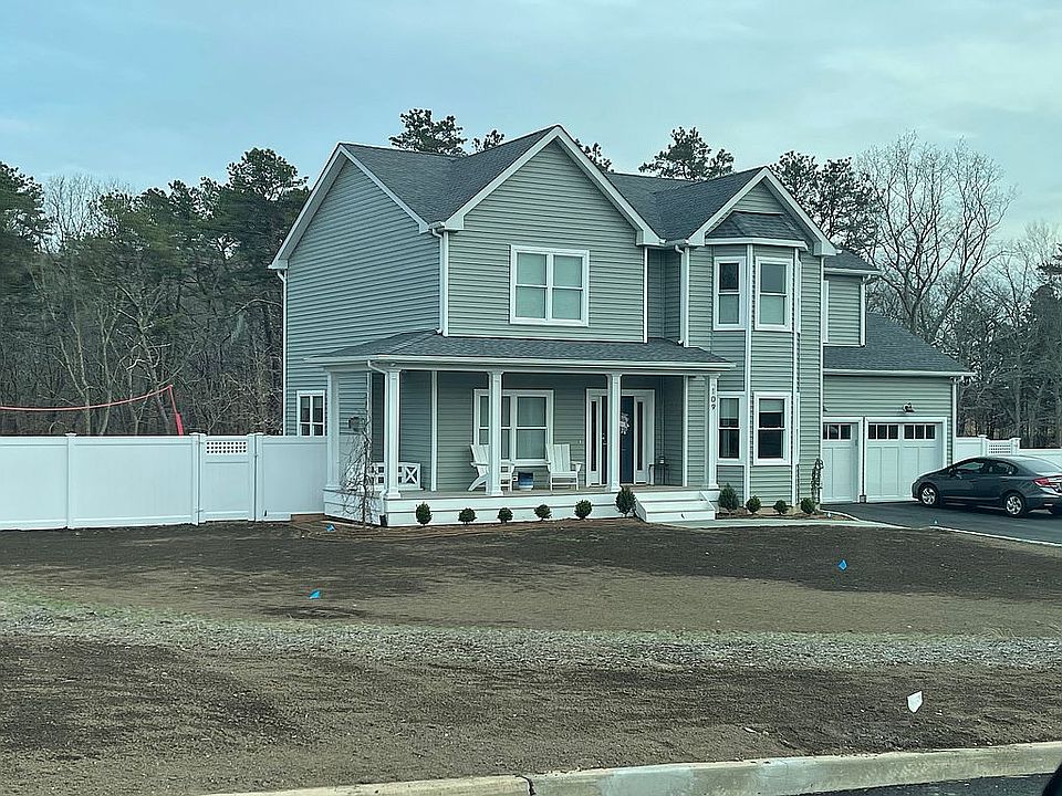 1st image of 109 Mastro Ct