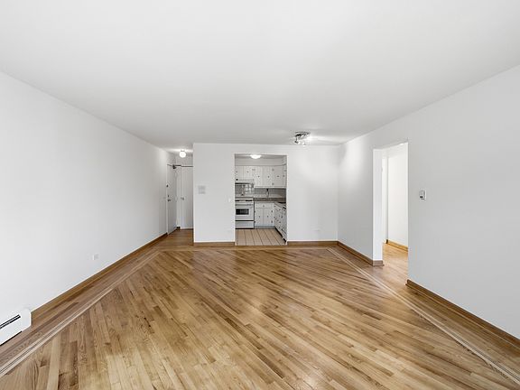 5th image of 1363 Perry St APT 3A