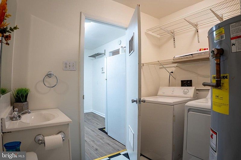 1st image of 9200 Bridle Path Ln