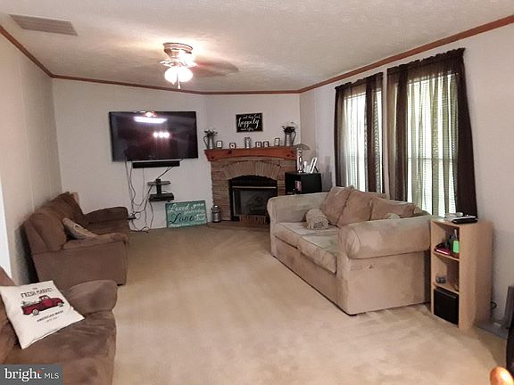 4th image of 6404 Newell Ln