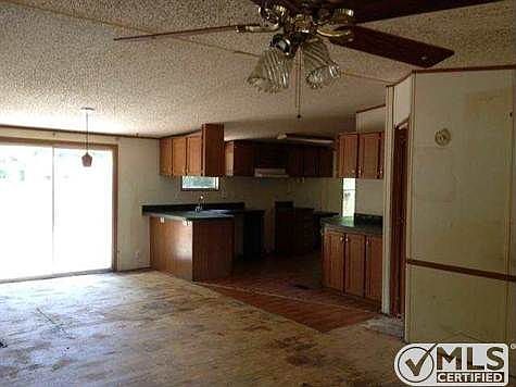 4th image of 142 Russell Dr