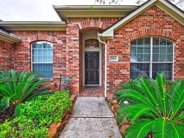 7623 Golden Thistle Ln, Cypress, TX 77433