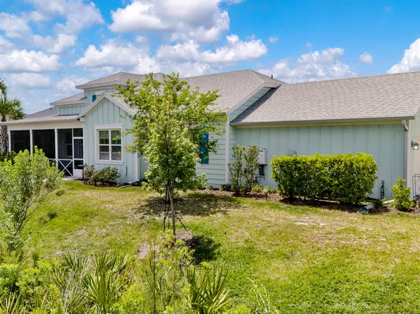 484 Landshark Blvd, Daytona Beach, FL 32124
