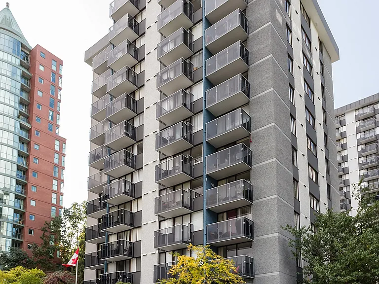 1905 Robson St #408 — Photo 1