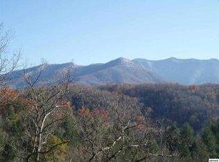 1747 Mountain Shadow Way, Gatlinburg, TN 37738