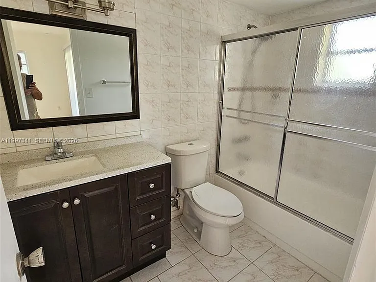 8633 SW 137th Ave #8633 — Photo 5