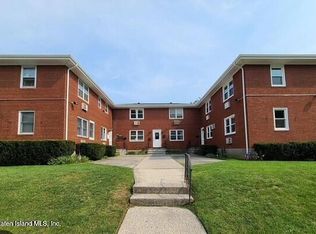 3044 Amboy Rd, Staten Island, NY 10306