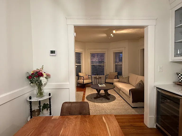 2805 Clinton Ave — Photo 8