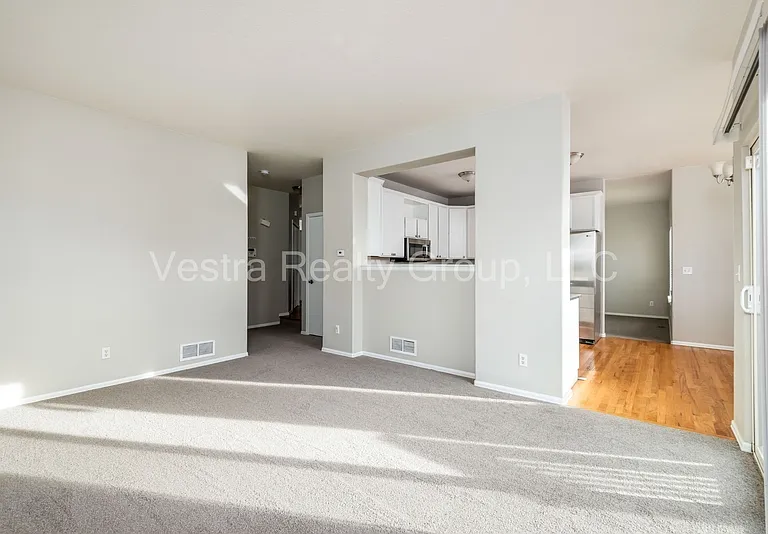 5193 S Liverpool Way — Photo 9
