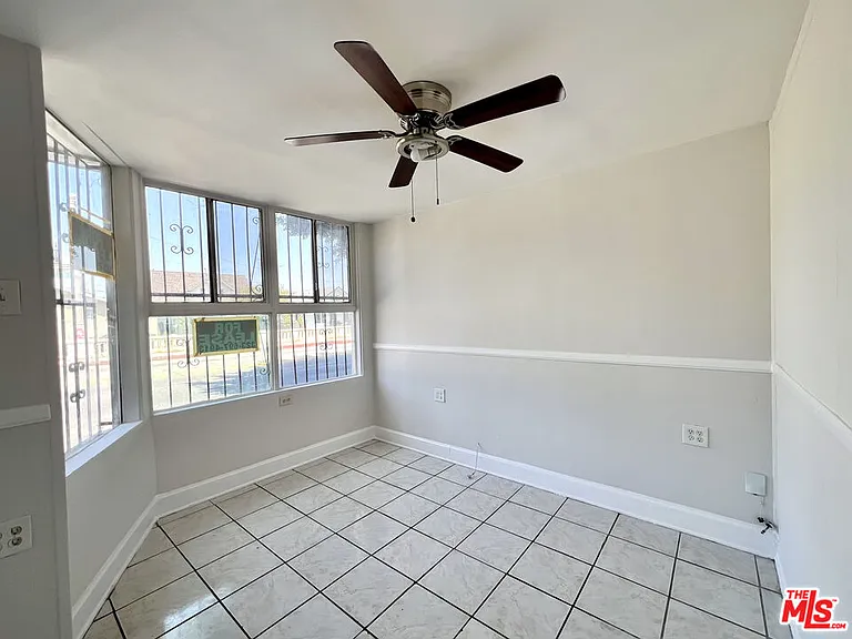 3260 E 4th St — Photo 5
