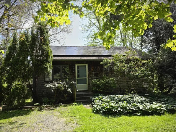 214 Pequot Avenue, Groton, CT 06355