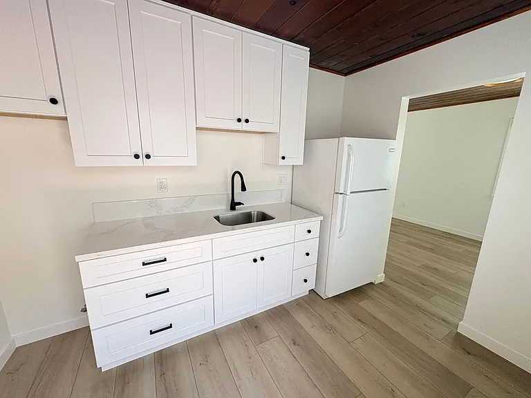 5351 E Ocean & 8/10 Santa Ana — Photo 9