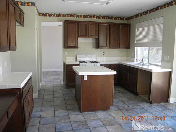 5th image of 40287 Cambridge St