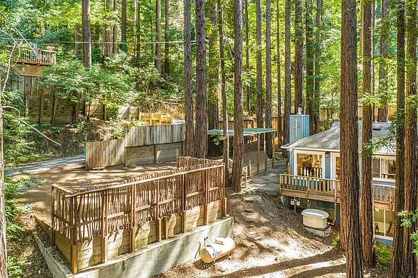 11505 Lake Blvd — Photo 2
