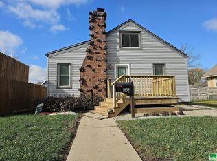 1839 S Cedar St, Sioux City, IA 51106