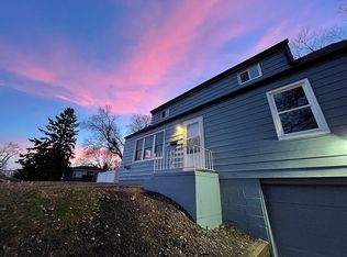 6502 N 40th St, Omaha, NE 68112