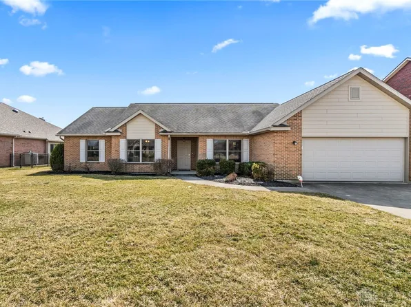 1220 Hazeldean Ct, Troy, OH 45373