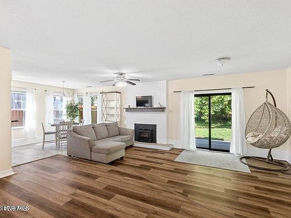 5th image of 2039 Hunters Ridge Drive