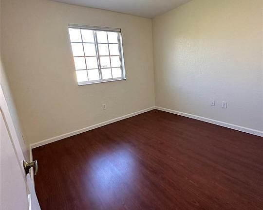 2nd image of 21201 NW 14th Pl #3-25