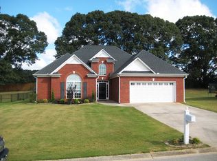 214 Brookwood Dr, Carrollton, GA 30117