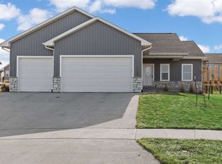 1265 Ogden Ln, North Liberty, IA 52317
