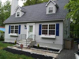 3529 Peak Dr, Tobyhanna, PA 18466