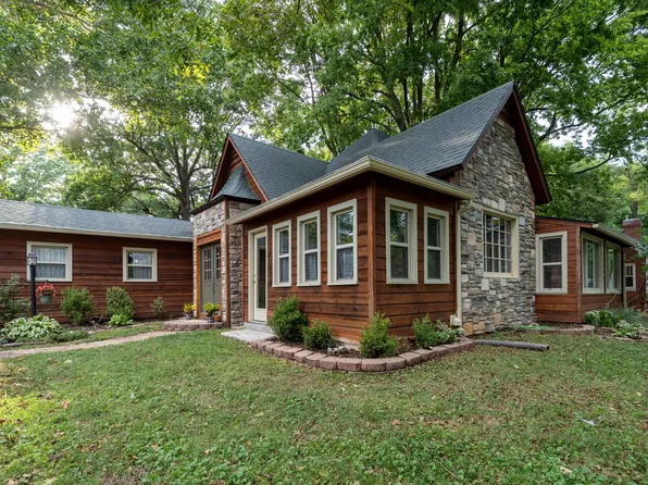 1649 S Jefferson Avenue, Springfield, MO 65807