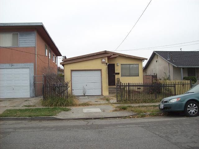 1st image of 410 S 28th St