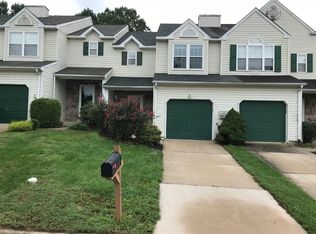 914 Glackens Ln, Wilmington, DE 19808