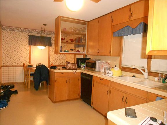 5th image of 3513 Shady Bend Dr