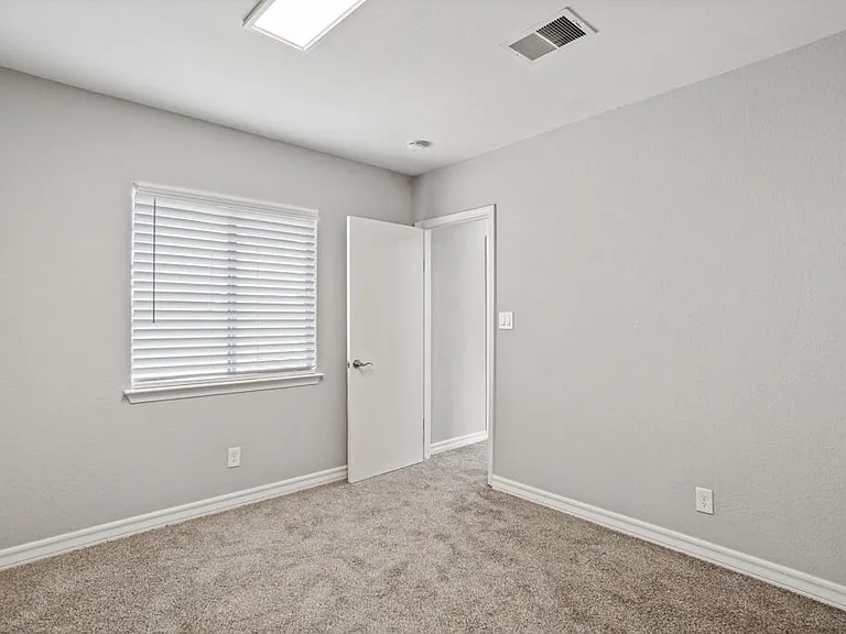 12115 Royal Woods Dr — Photo 28