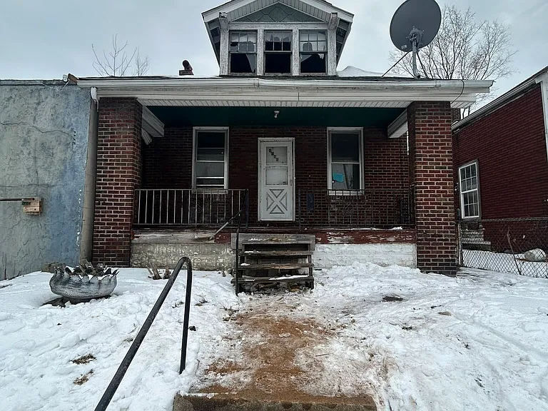 4546 Pope Ave — Photo 17