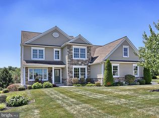 7045 Kendale Dr, Harrisburg, PA 17111