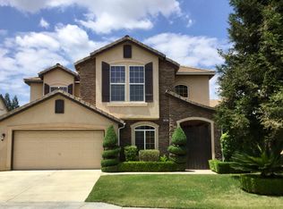 10587 N Tea Party Ln, Fresno, CA 93730